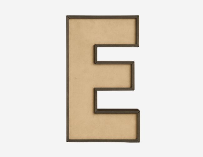 Letra E
